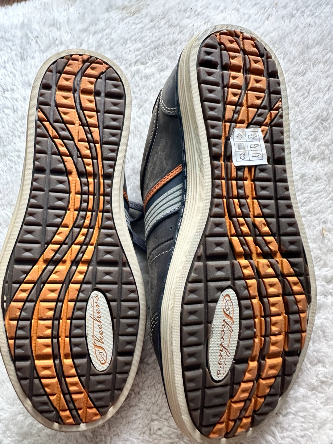 Skechers Relaxed Fit Men's Leather Memory Foam Shoes - photo 2