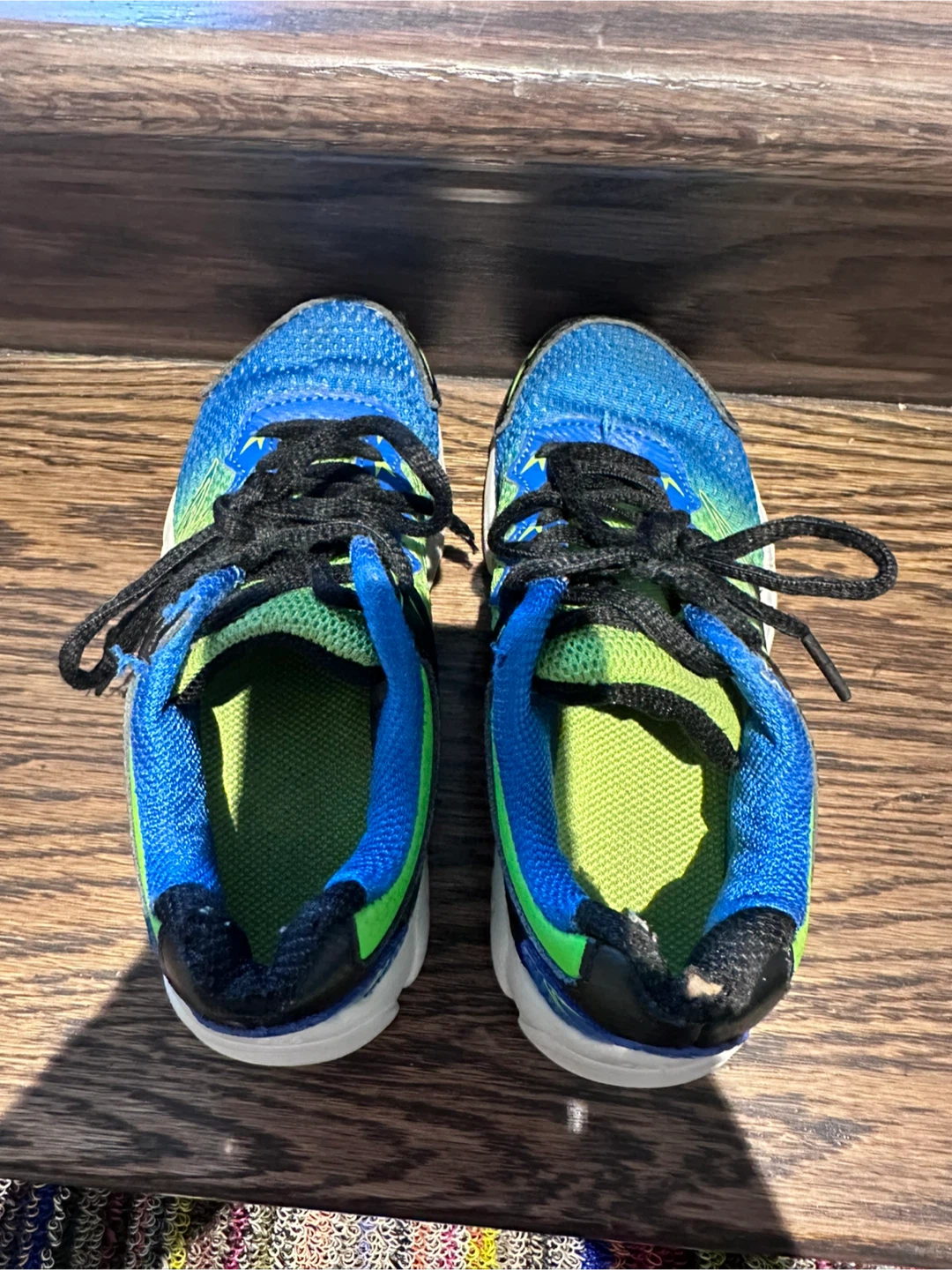 Fila Kids size 11 Running Shoes Blue/Green - photo 3