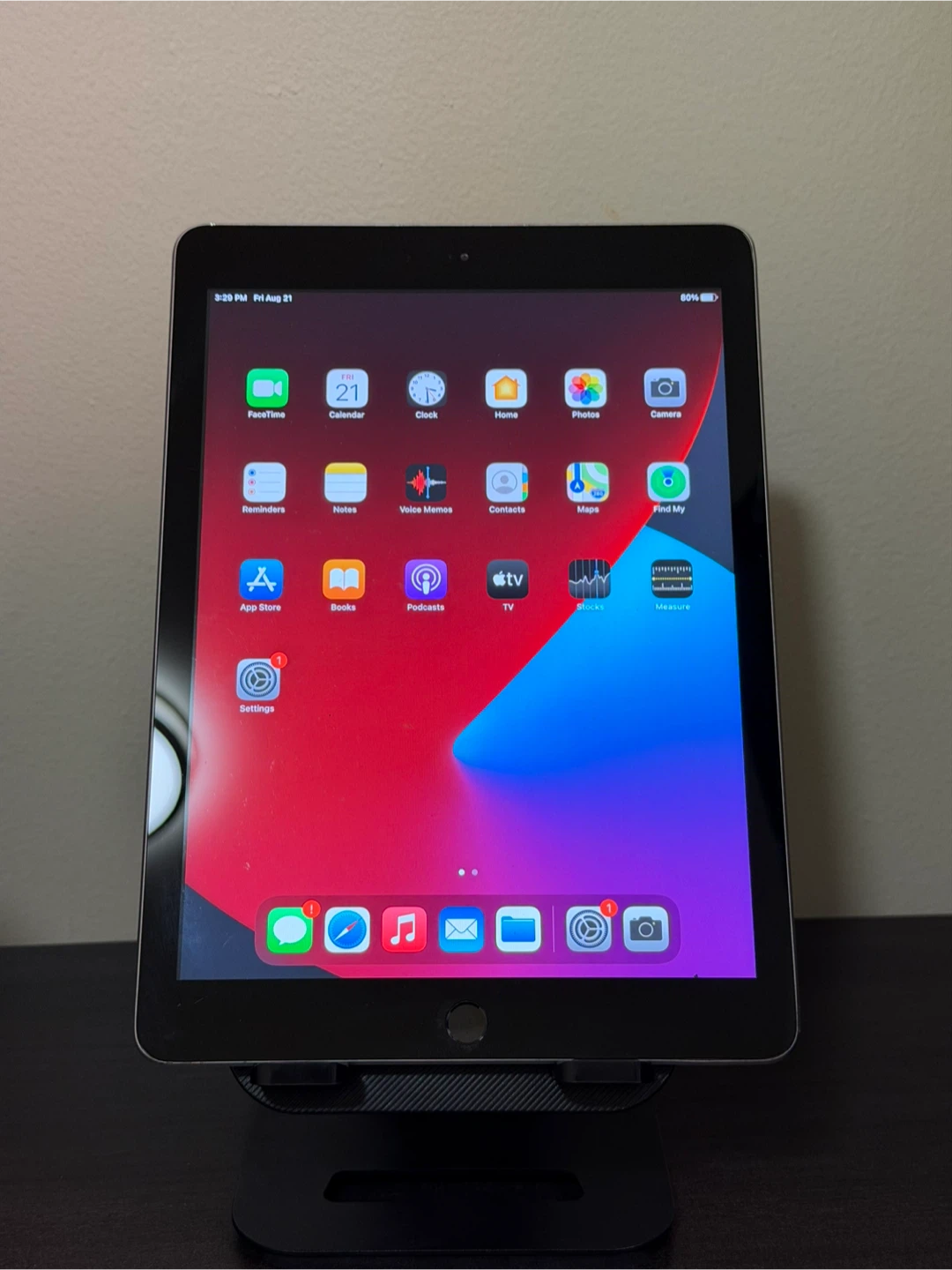 Apple iPad 5th Generation 128GB (WIFI)