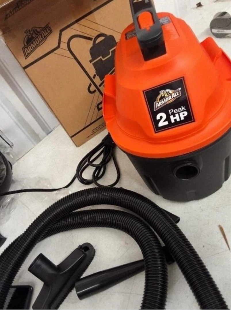 New ARMOR ALL AA255W WET/DRY VAC 2.5GAL - photo 2