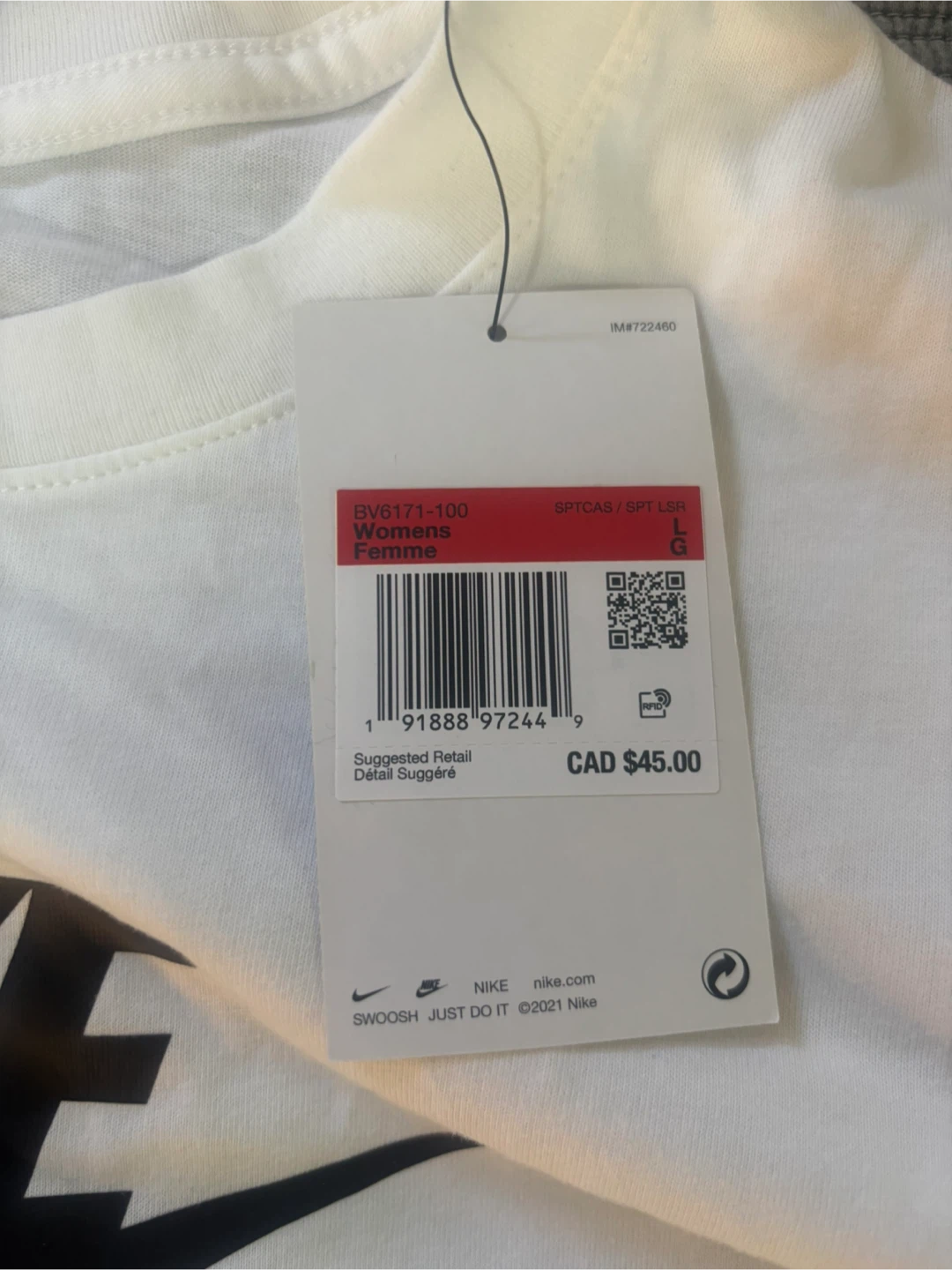 Nike Women's Graphic T-Shirt - photo 2