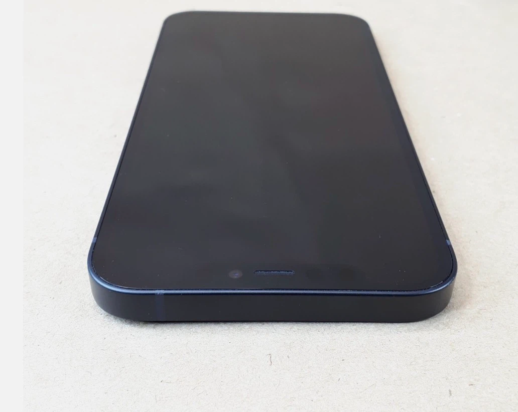 Black Apple iPhone 12 - photo 2