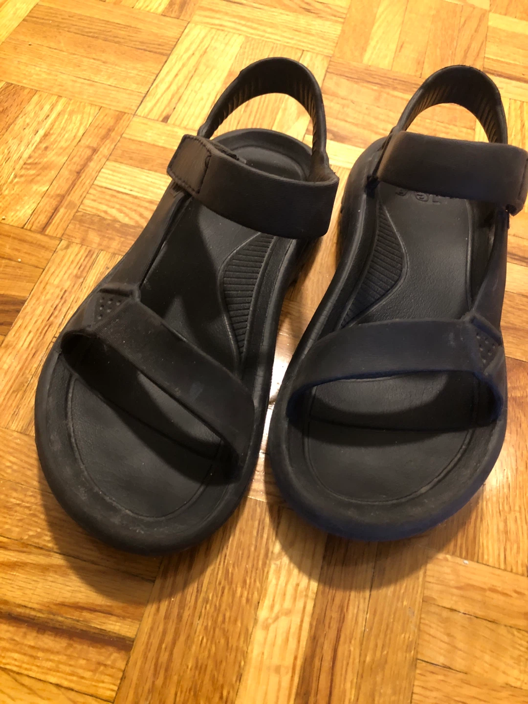 Black Teva Sandals size 7.5 - photo 2