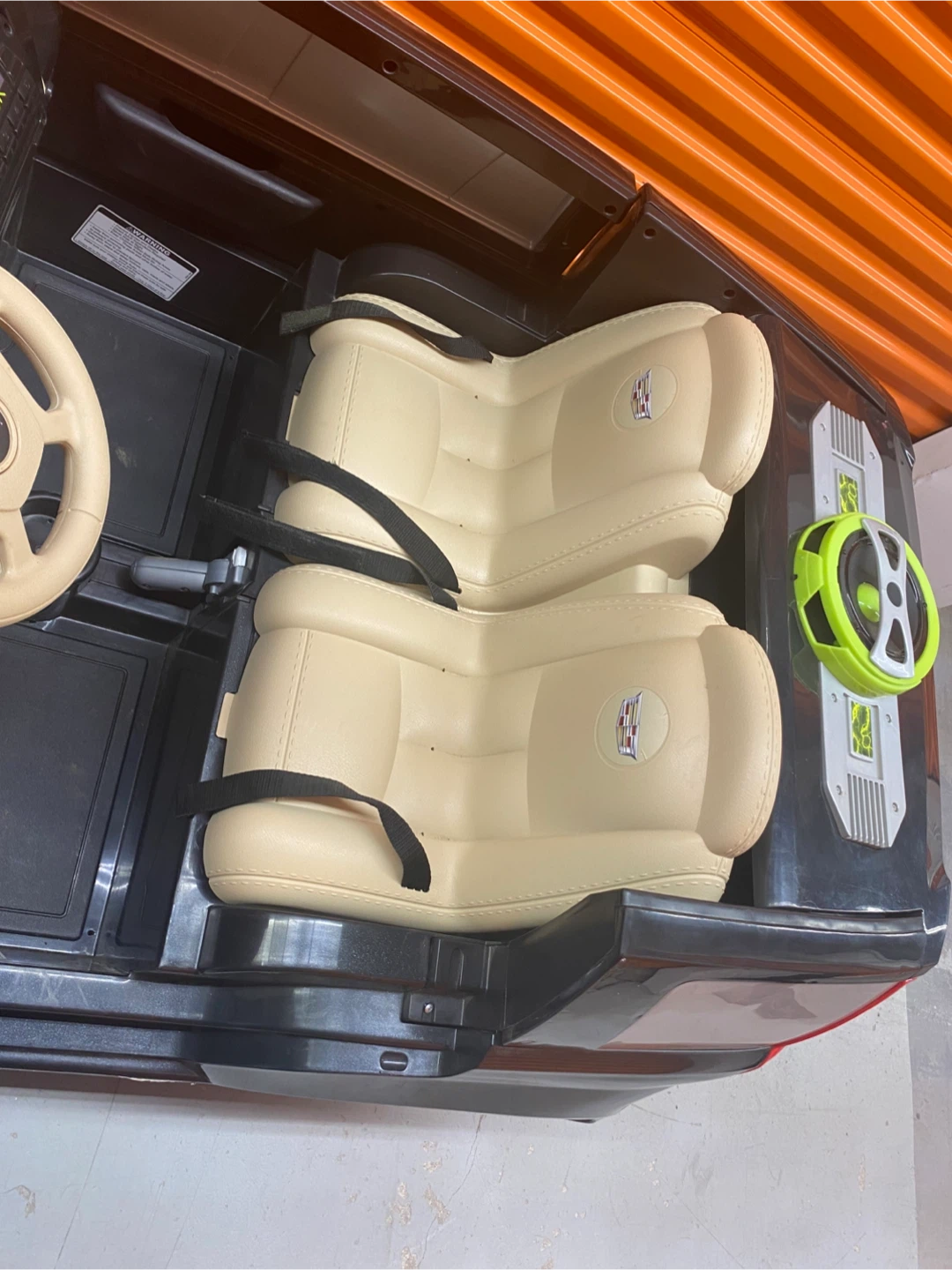 Kids Power Wheels Cadillac Escalade - photo 2