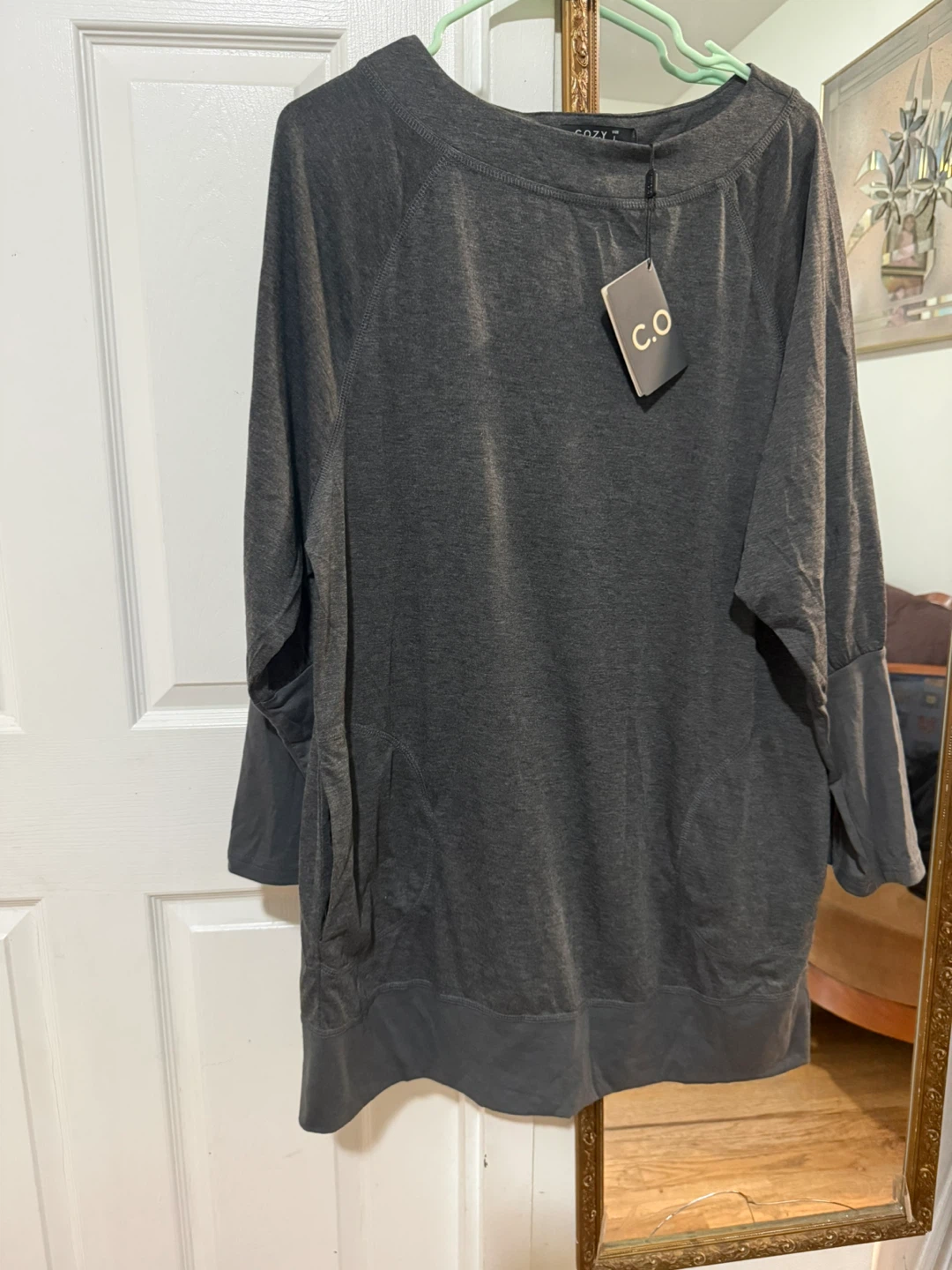C.O.Z.Y Charcoal Gray Long Sleeve Top Size L