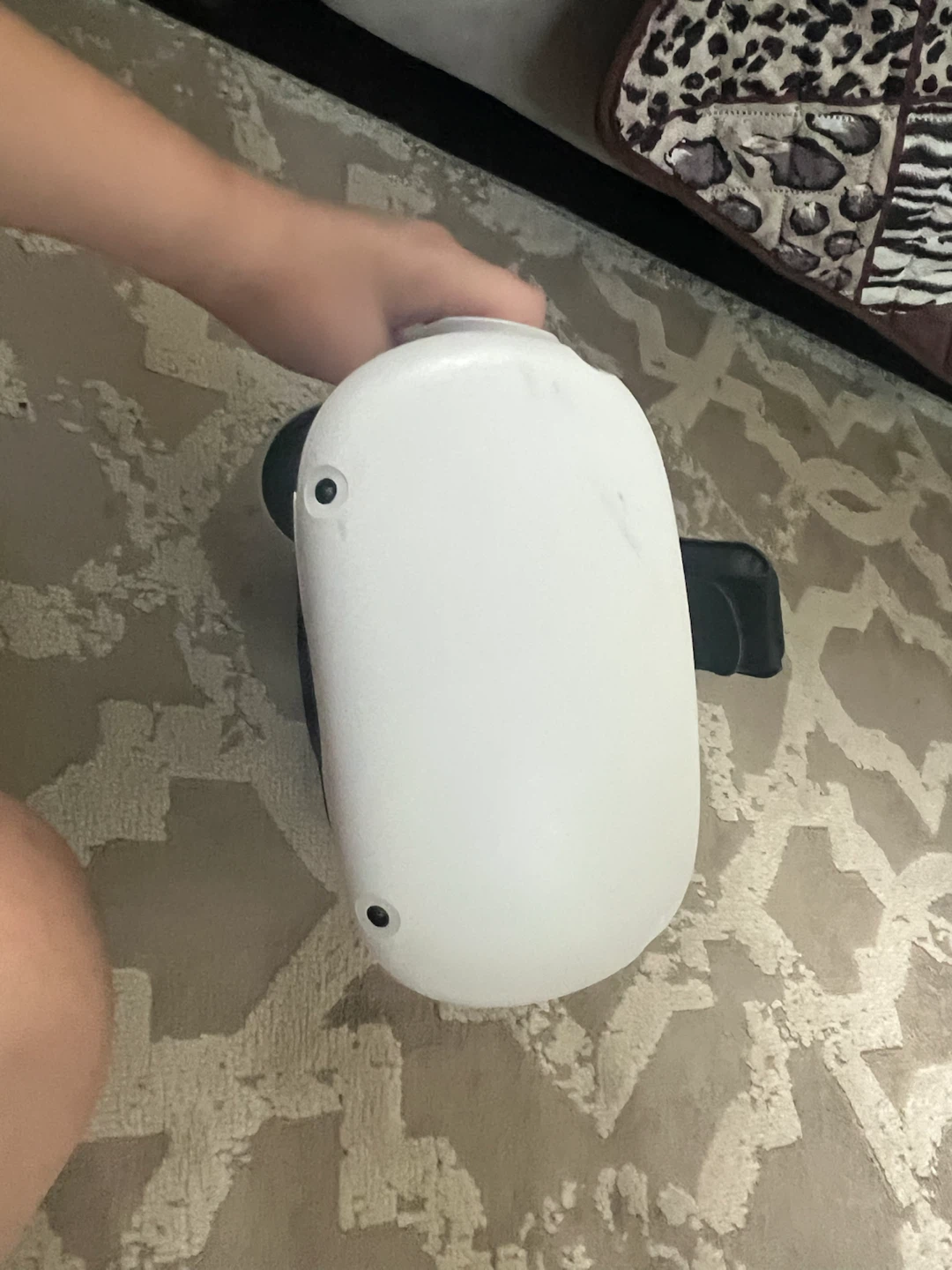 Oculus Quest 2 VR Headset and Controllers - photo 2