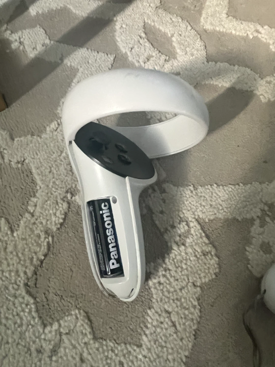 Oculus Quest 2 VR Headset and Controllers - photo 4