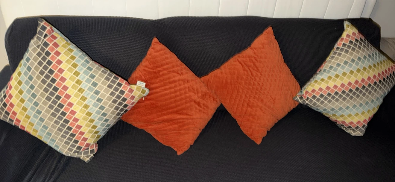Set of 4 Accent Throw Pillows - photo 2