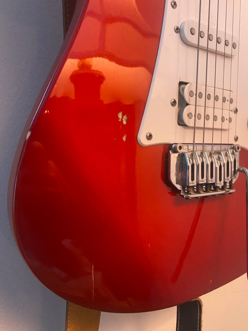 Ibanez Gio Electric Guitar and strap - Red - photo 3