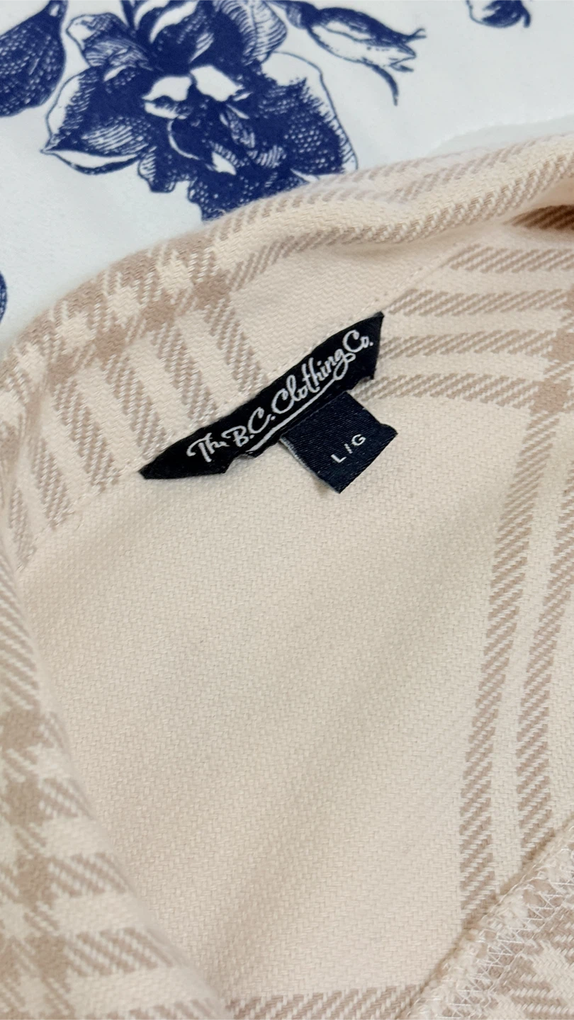The B.C. Clothing Co. Plaid Shirt Jacket - Size L - photo 3