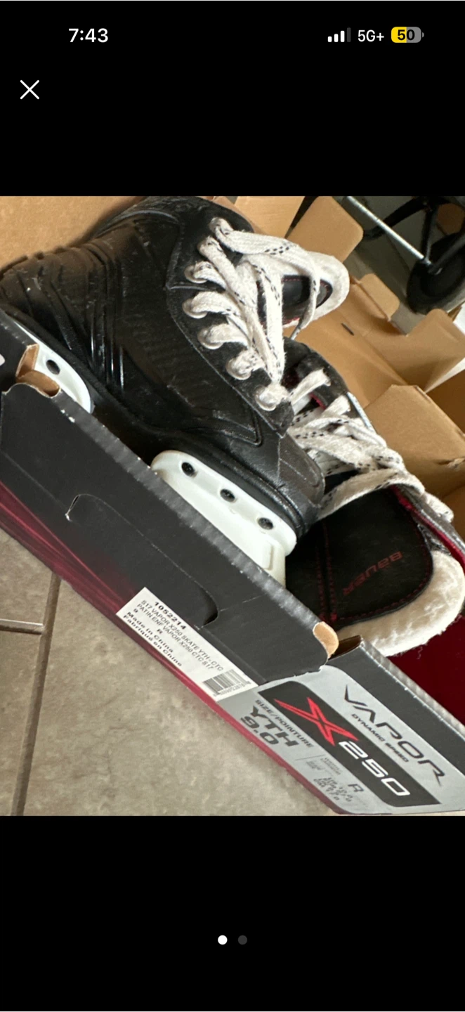 Bauer Vapor X250 Youth Hockey Skates