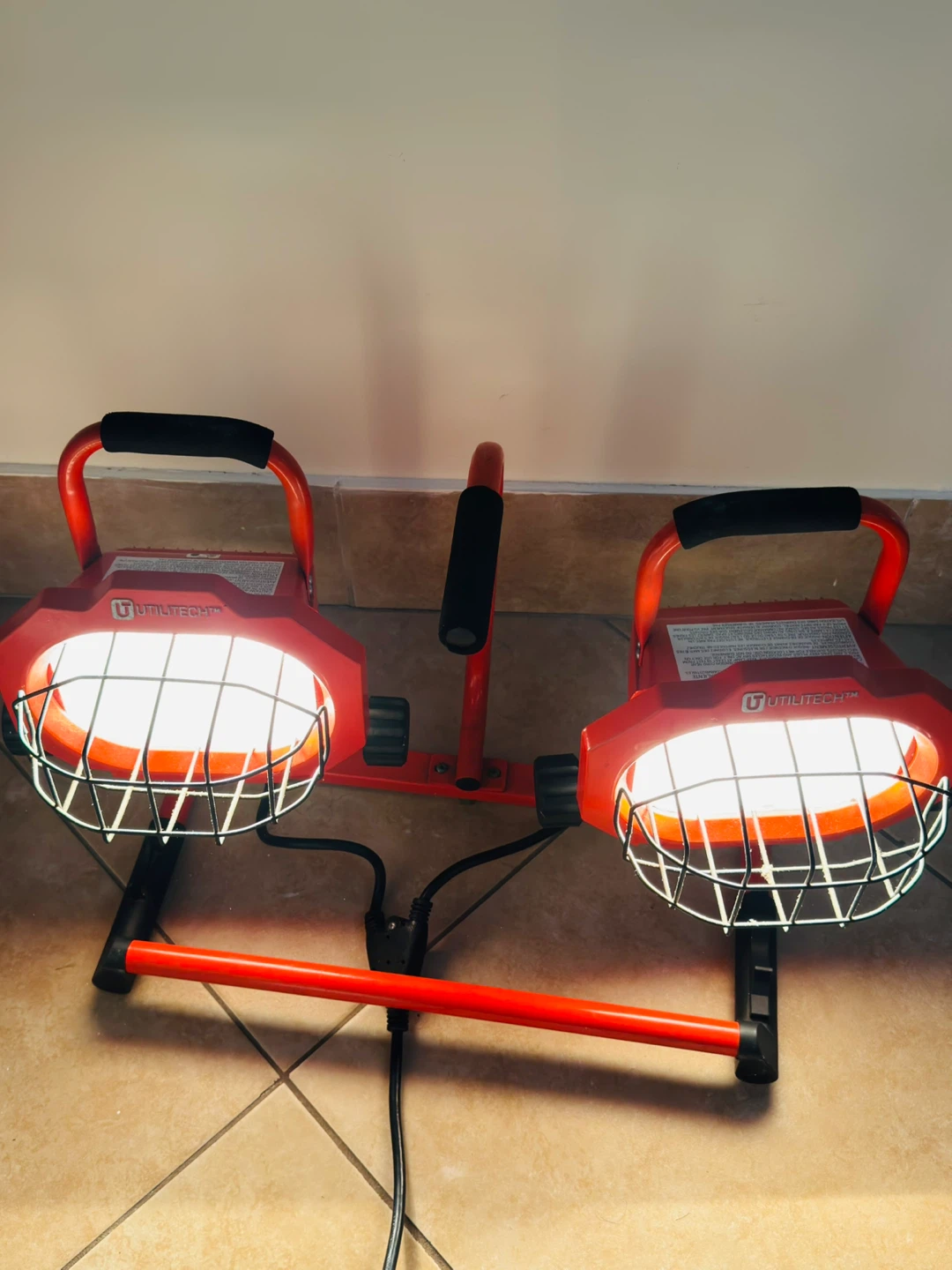 Utilitech Twin Head Work Light