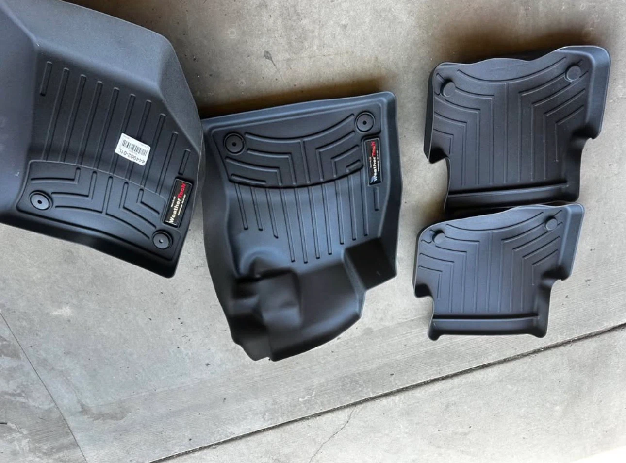 WeatherTech FloorLiners 444962-01L - photo 2