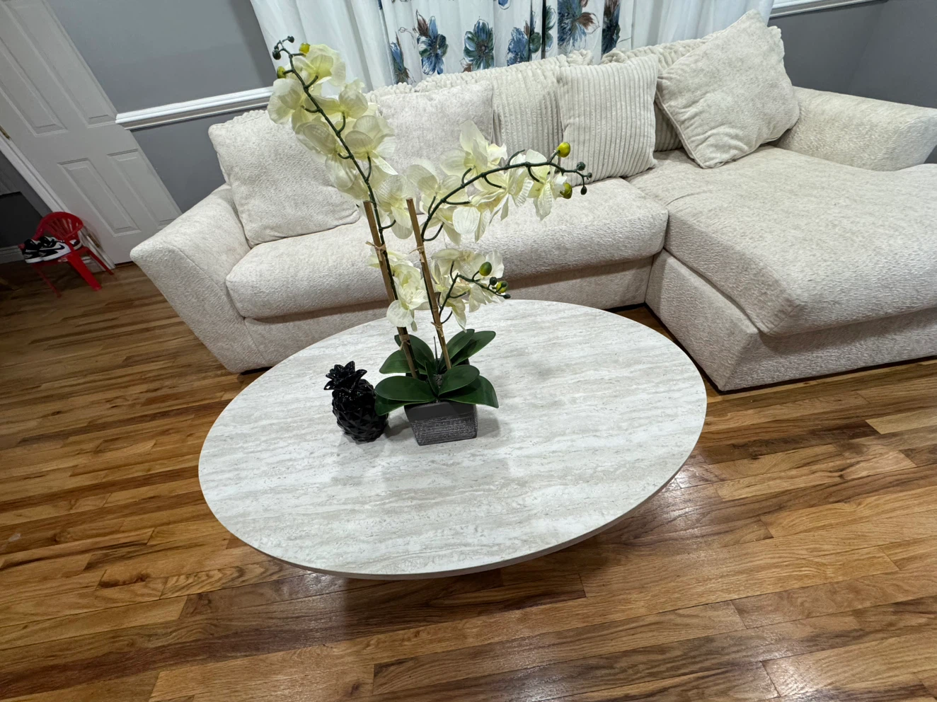 Cream Sectional Sofa with Chaise - photo 4
