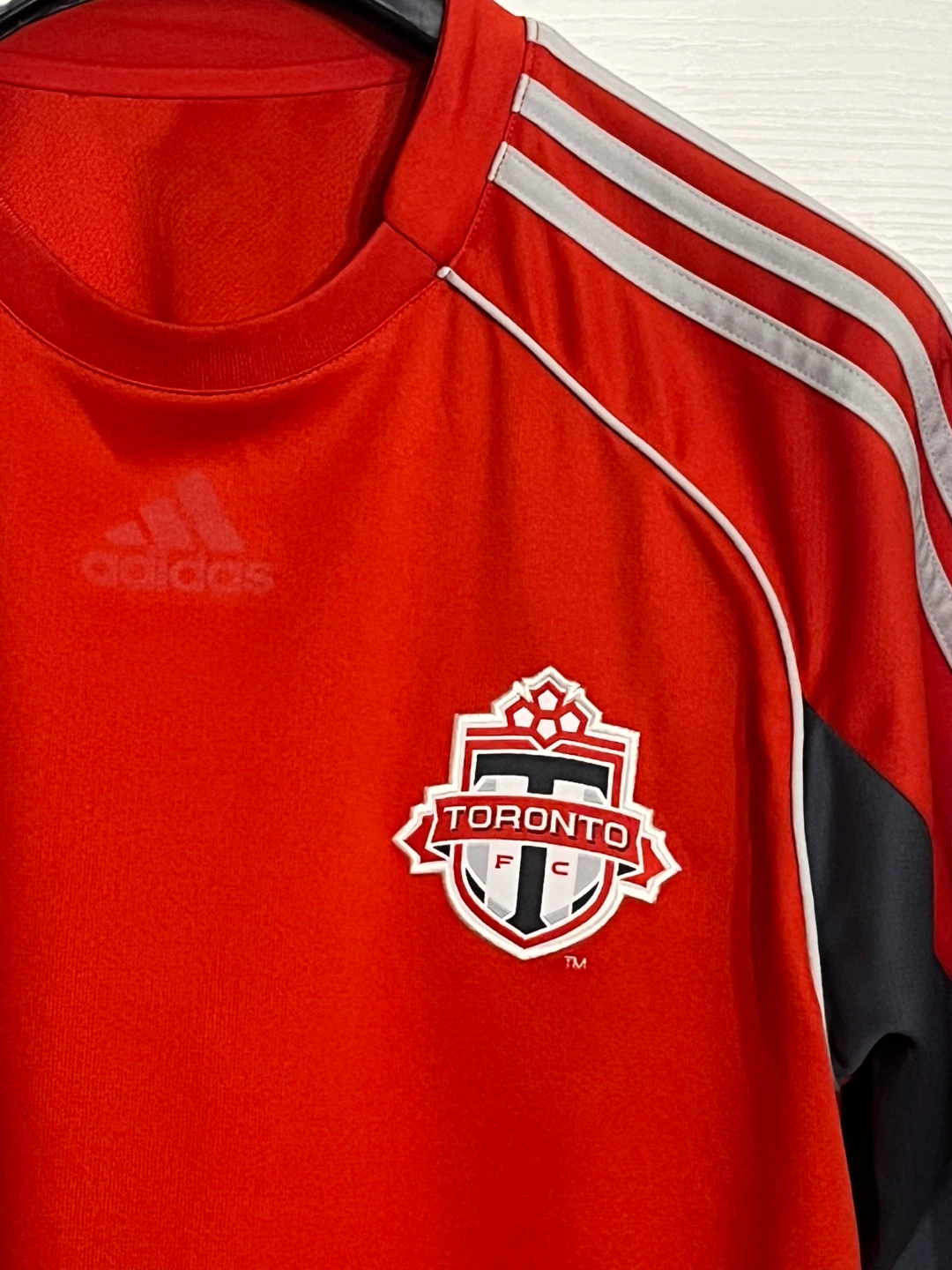 Adidas Toronto FC Clima365 Jersey Men’s Size Medium - photo 2