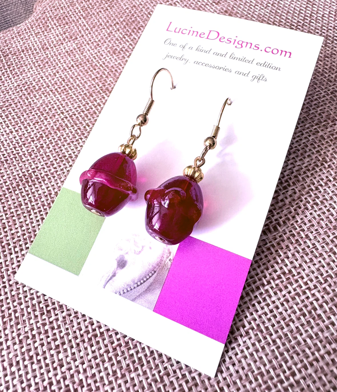 Red Glass dangle Earrings, new - photo 2