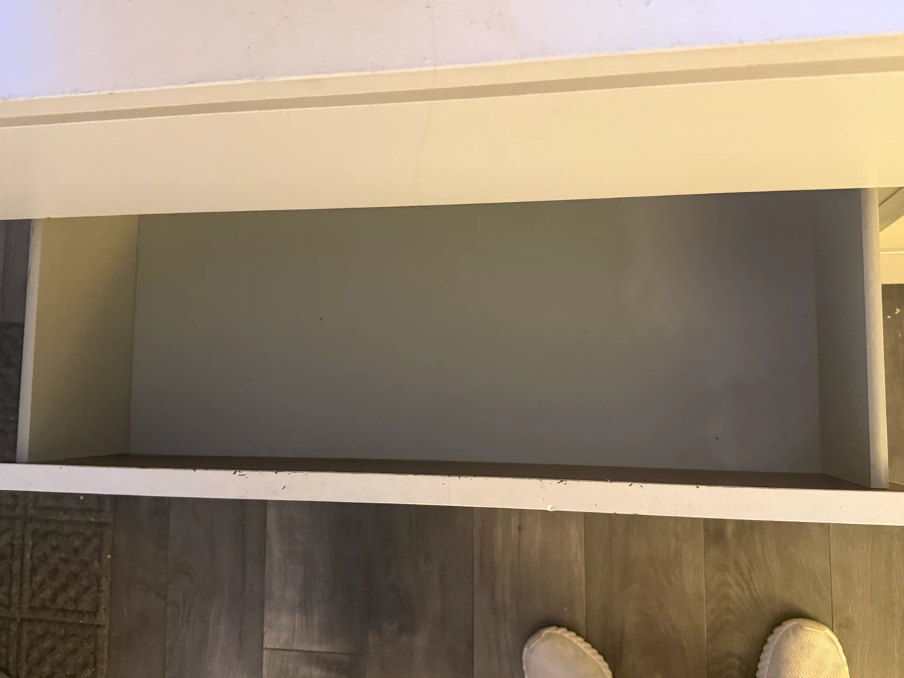 White 6 Drawer Dresser - photo 3