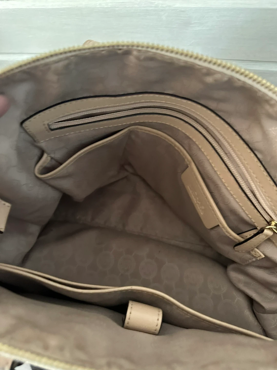 Michael Kors MK Signature Tote Bag - photo 3