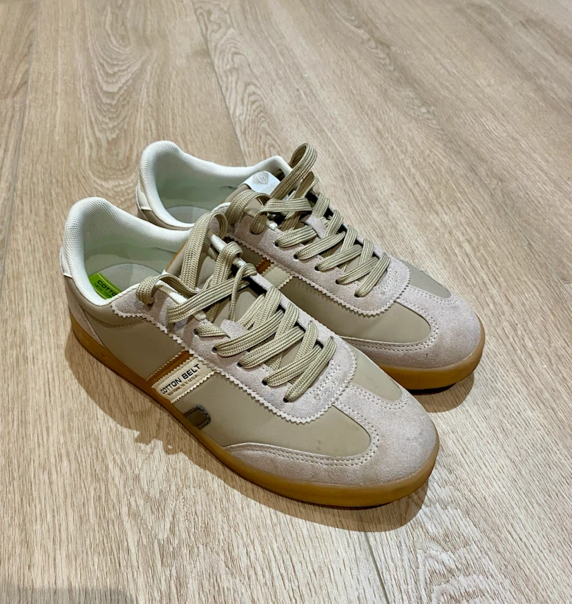 Used men shoes, size 9 - photo 2