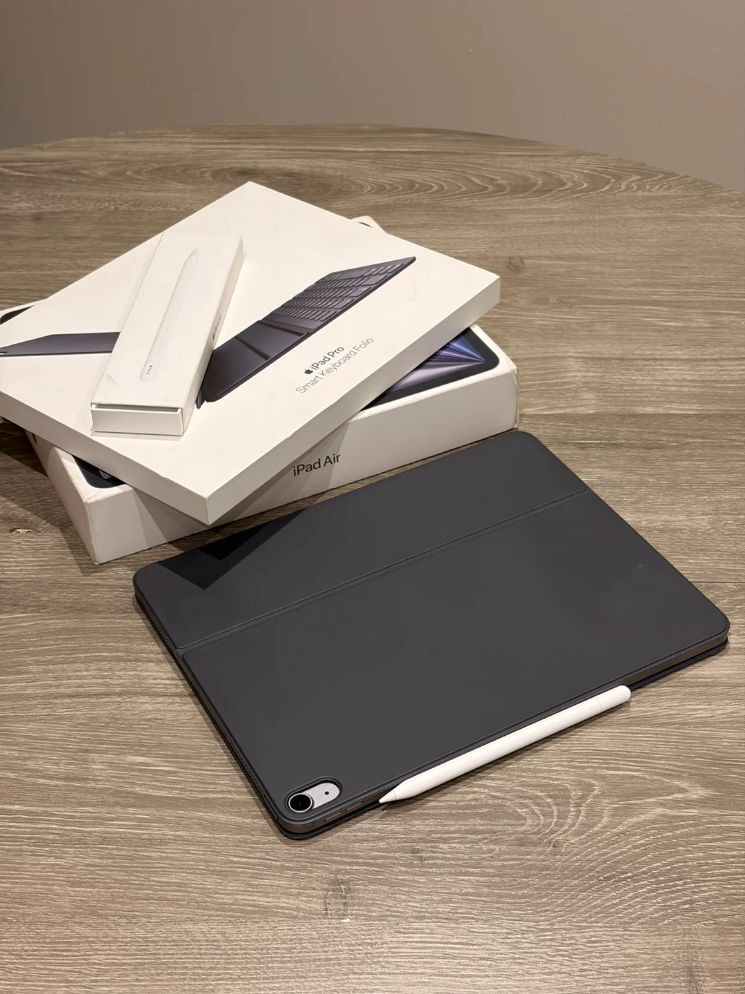 iPad Air 13" M3 (256GB, Cellular) Keyboard & Pencil - Open Box⁠ - photo 3