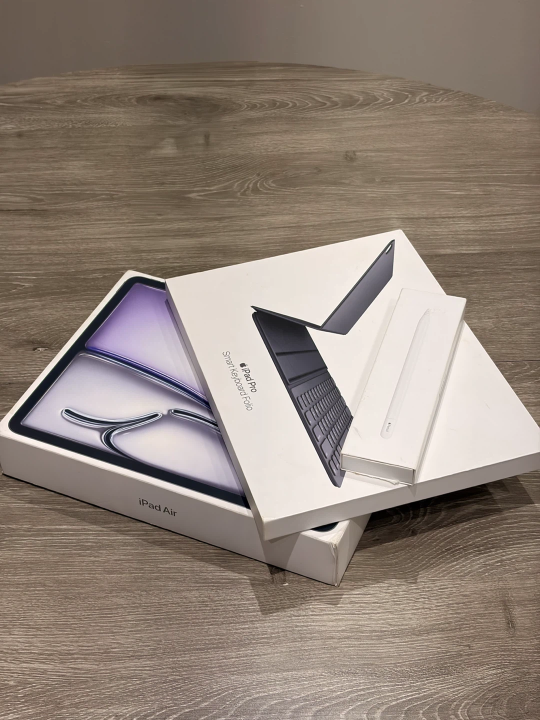 iPad Air 13" M3 (256GB, Cellular) Keyboard & Pencil - Open Box⁠ - photo 4