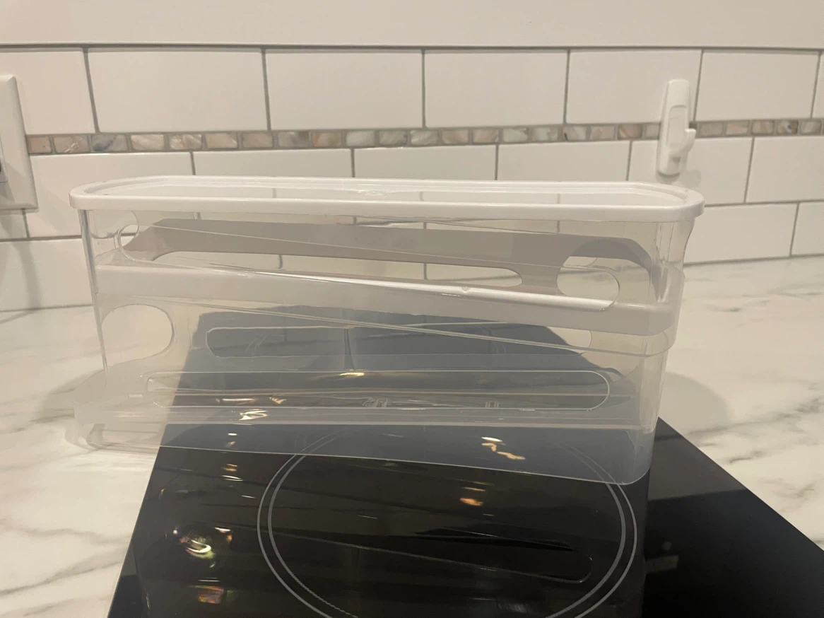 Clear Plastic Egg Storage Container - photo 3