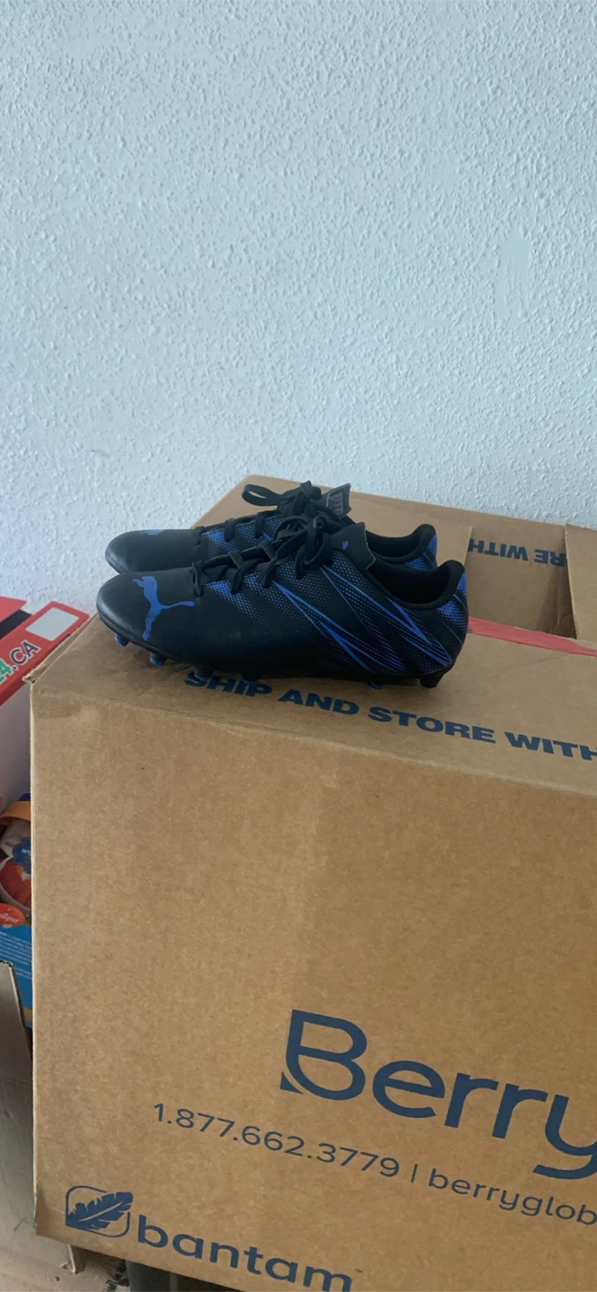 Puma Soccer Cleats - Black/Blue