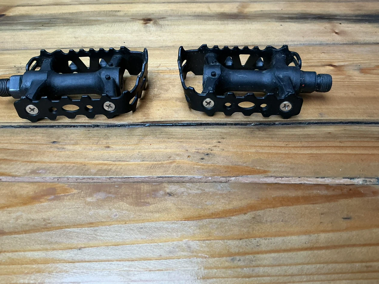 Pair of Black K-70 Bicycle Pedals ! - photo 4