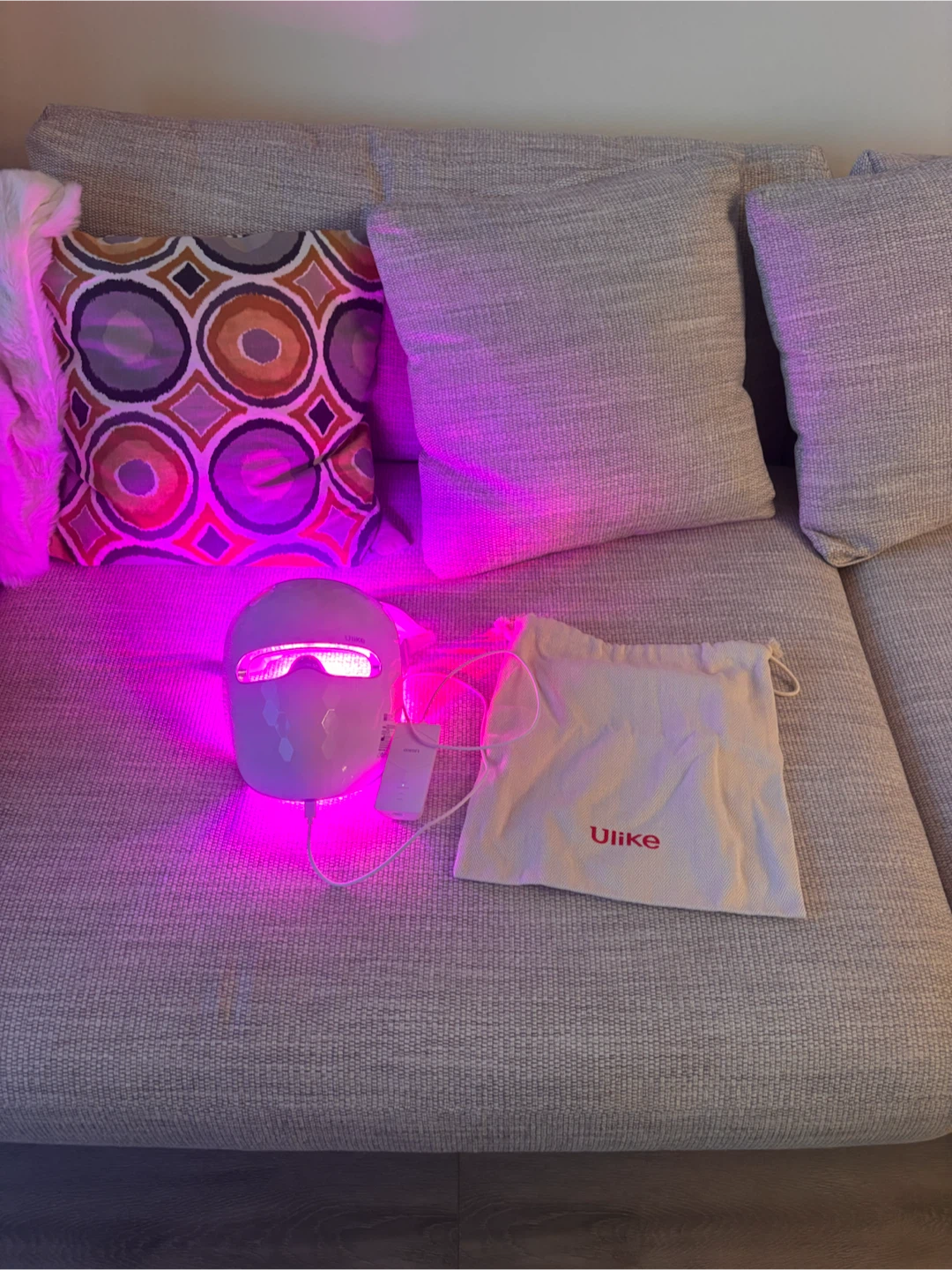 Ulike ReGlow LED Light Therapy Mask - photo 4