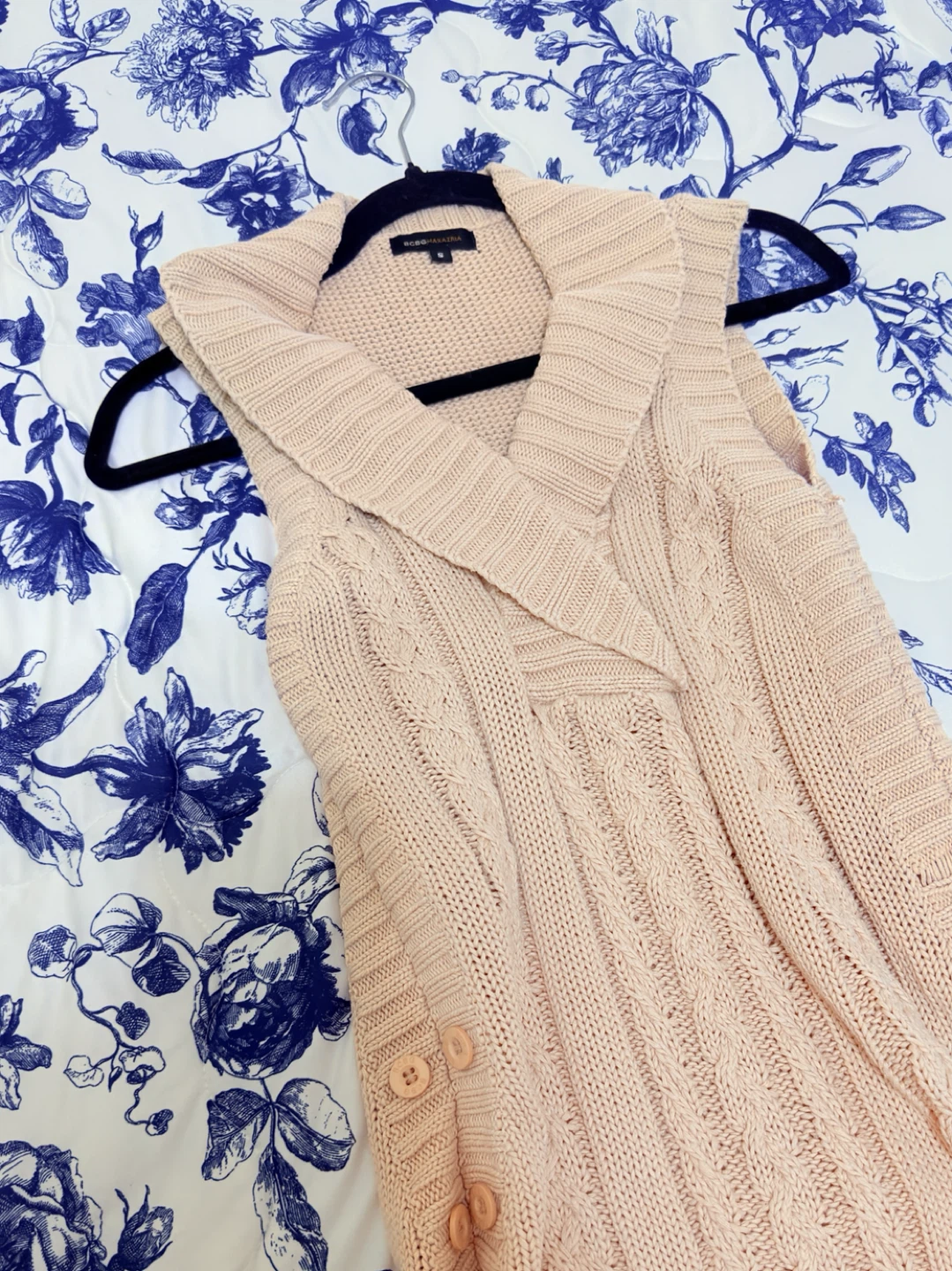 Cozy Sleeveless Knit Cardigan Vest