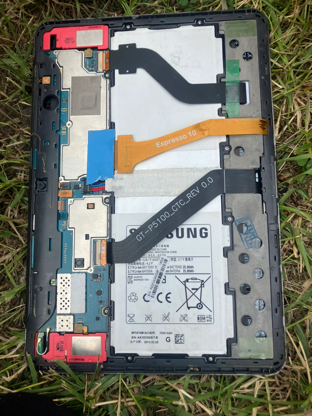 Samsung Tablet (working but parts) - photo 2