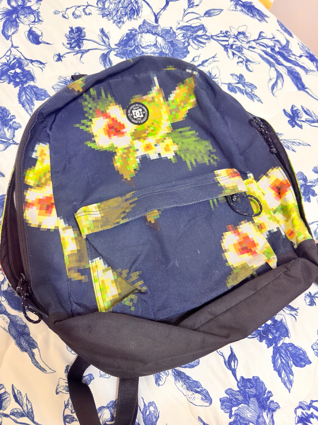 DC Shoes Floral Pixel Backpack - photo 3