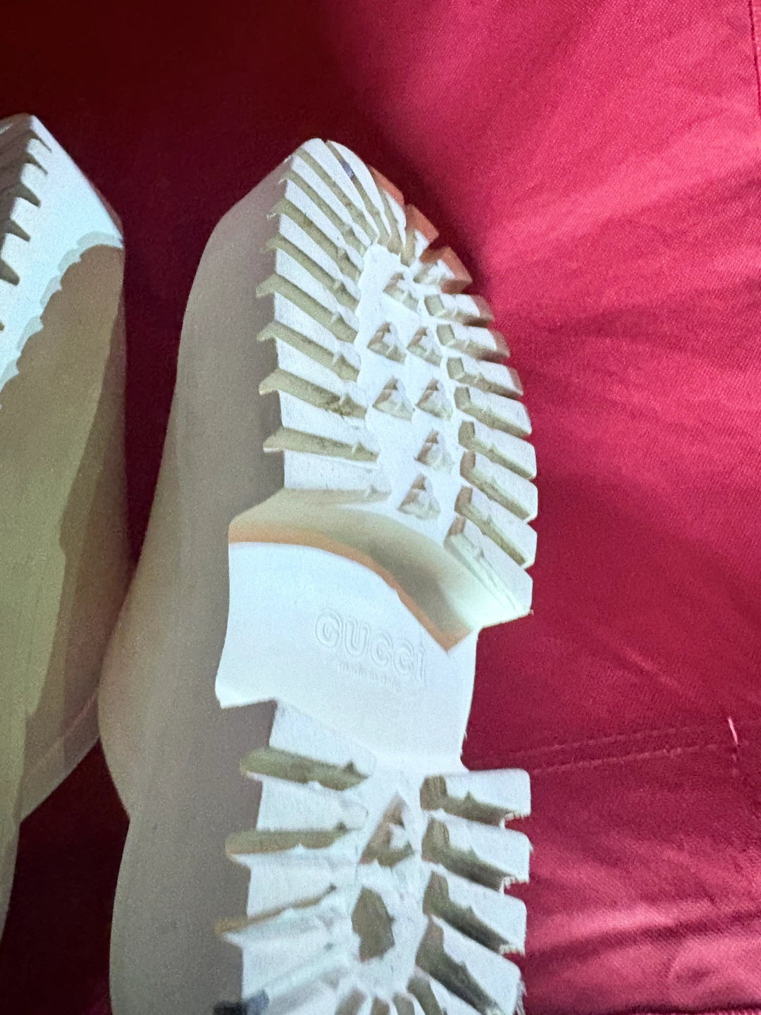 Gucci White GG Slides - photo 4