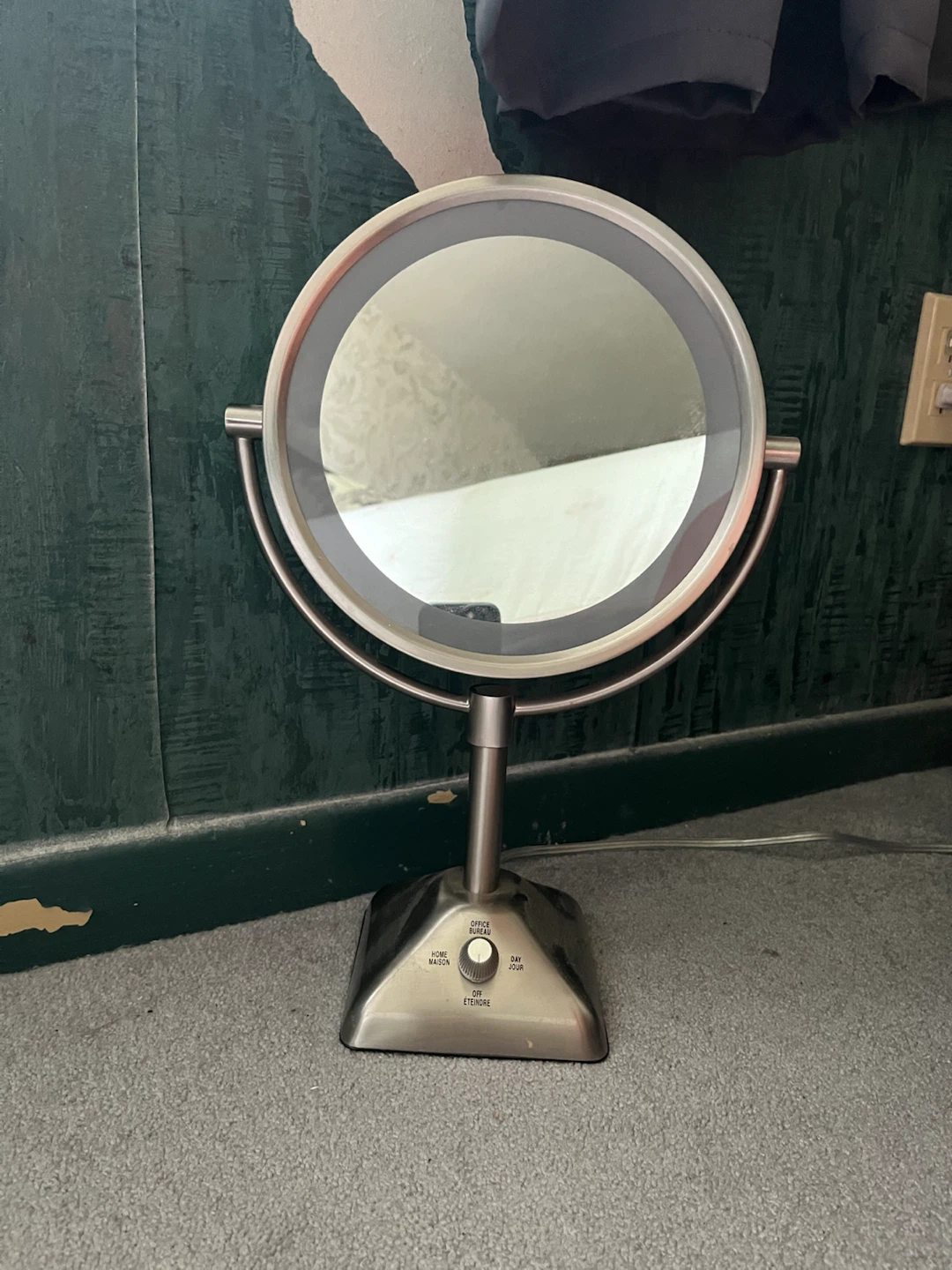 Lighted Makeup Mirror with Brushed Nickel Finish - photo 2