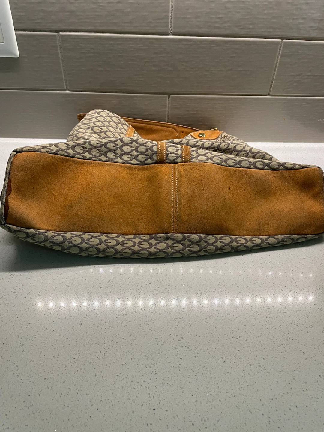 Guess Hobo Bag - photo 3
