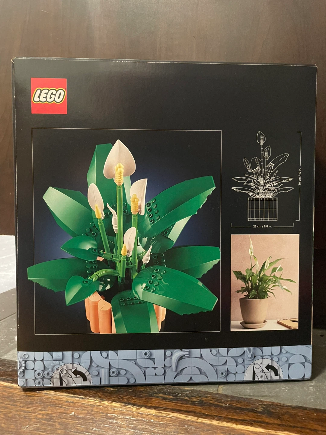 LEGO Botanicals Peace Lily - photo 2
