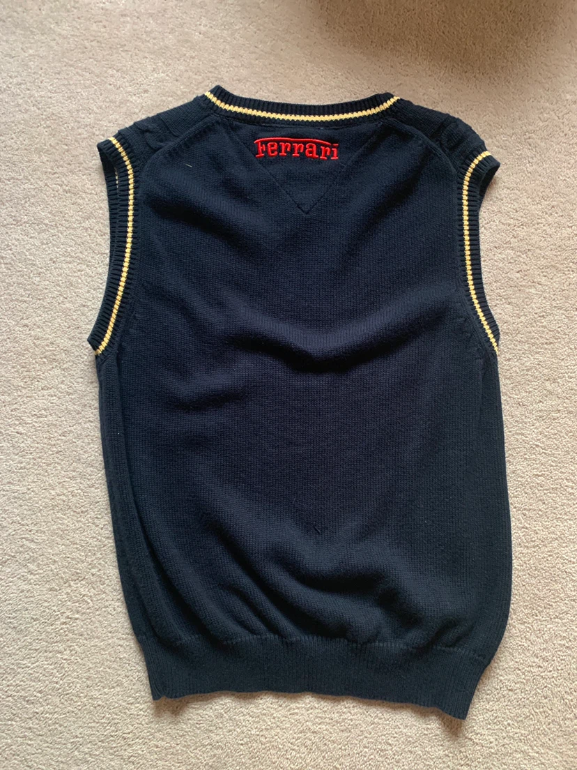 Ferrari Cable Knit Vest Size M - photo 3