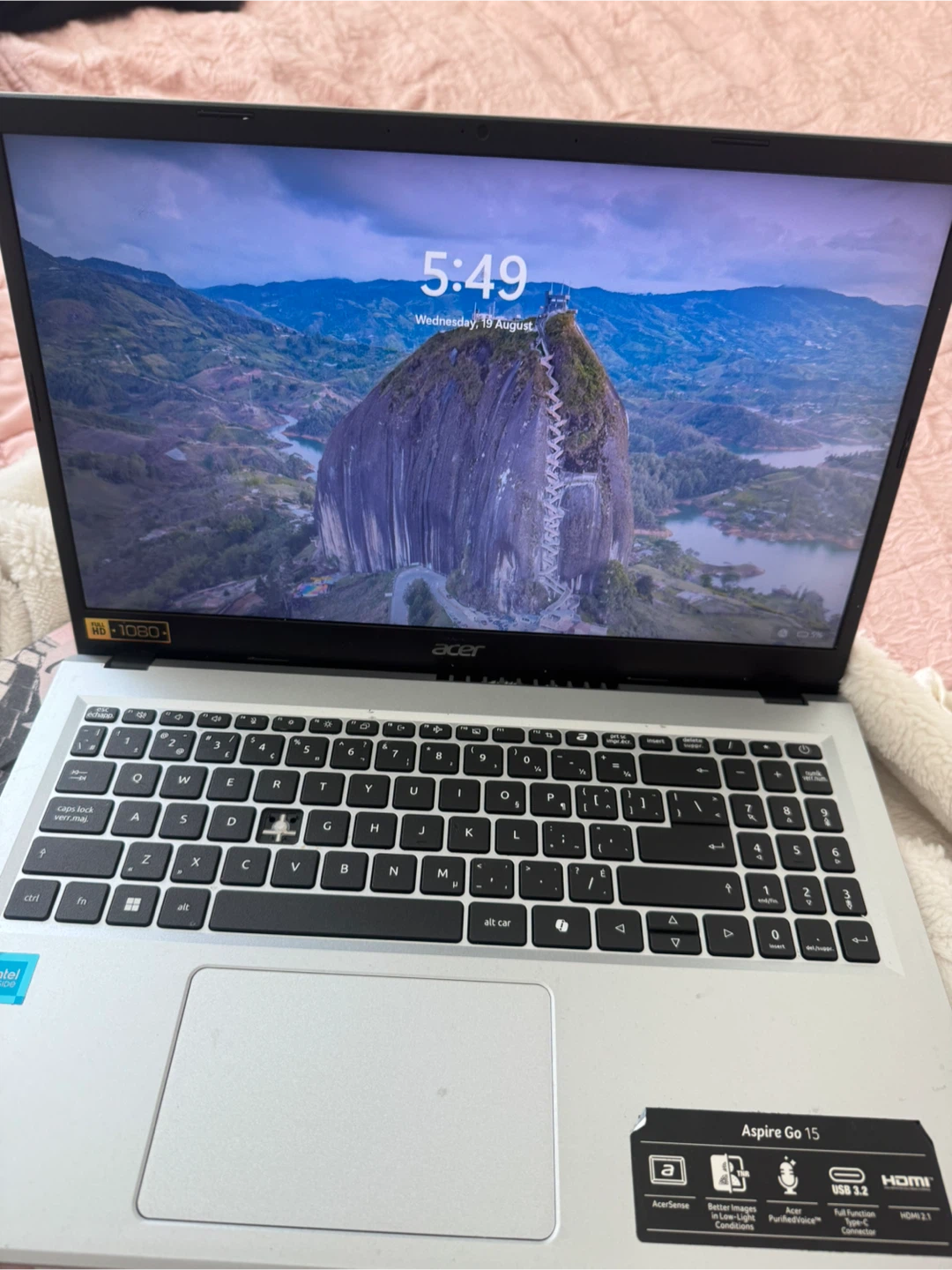 Acer Aspire Go 15 Laptop