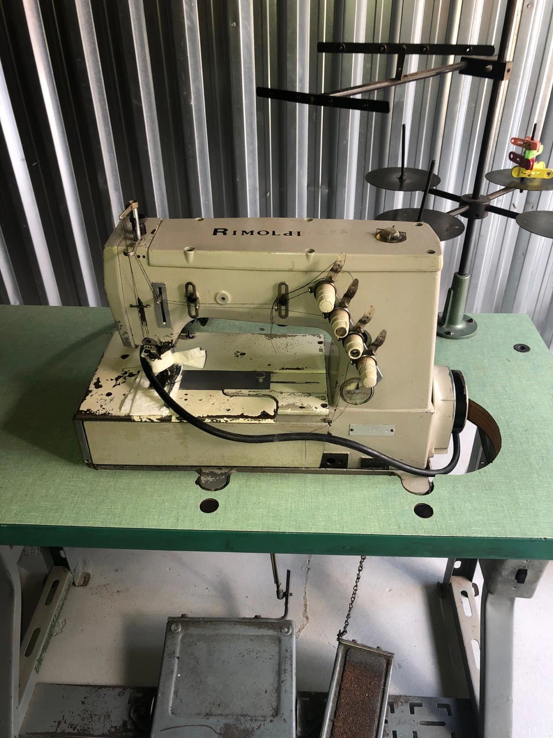 Juki sewing machine - photo 3