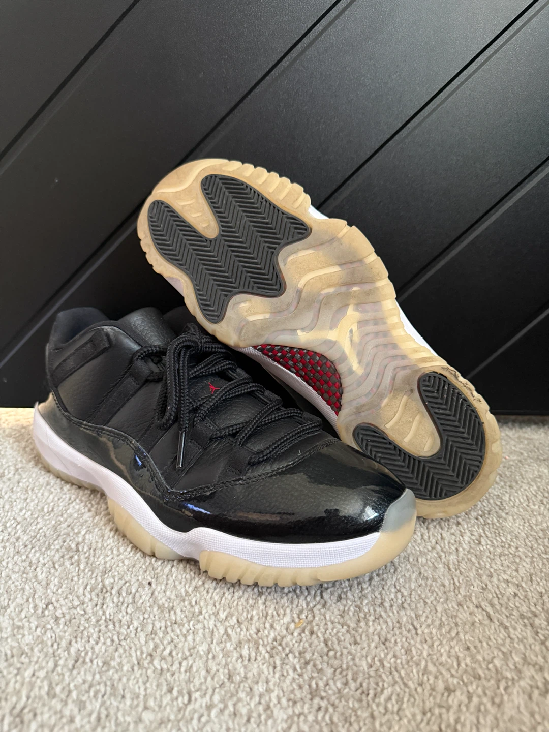 Air Jordan 11 Retro Low “72-10”