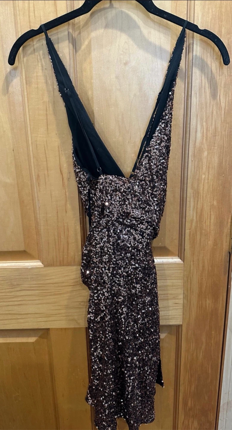 ASTR The Label Sequin Twist Front Mini Dress - photo 3
