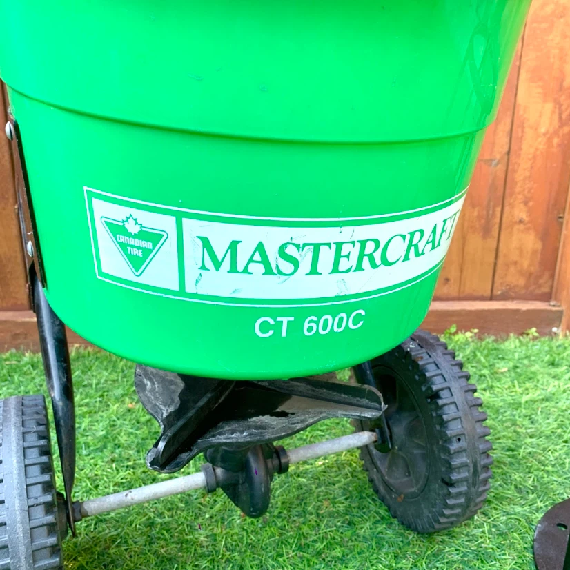 Broadcast Spreader Lawn Fertilizer Seed Yard MC CT 600C Cart - photo 4