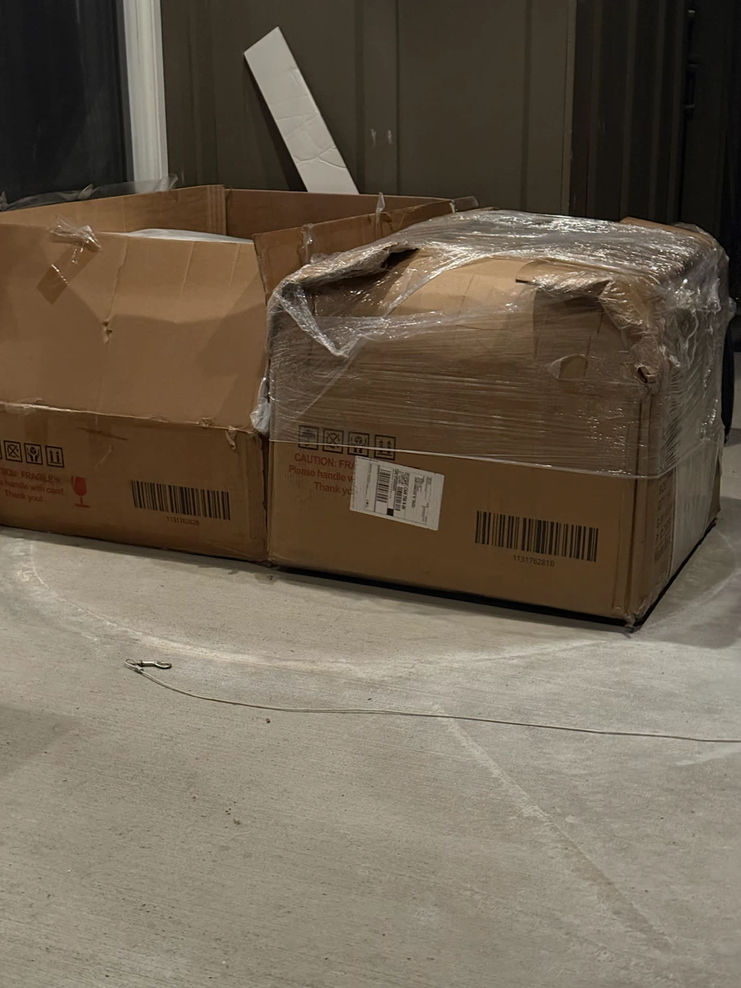L-shaped oversized sectional - photo 2