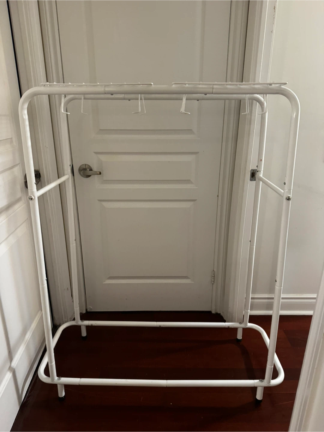 Double-rod freestanding metal garment