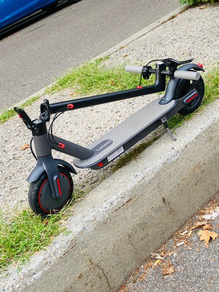 Ladped Electric Scooter - photo 5