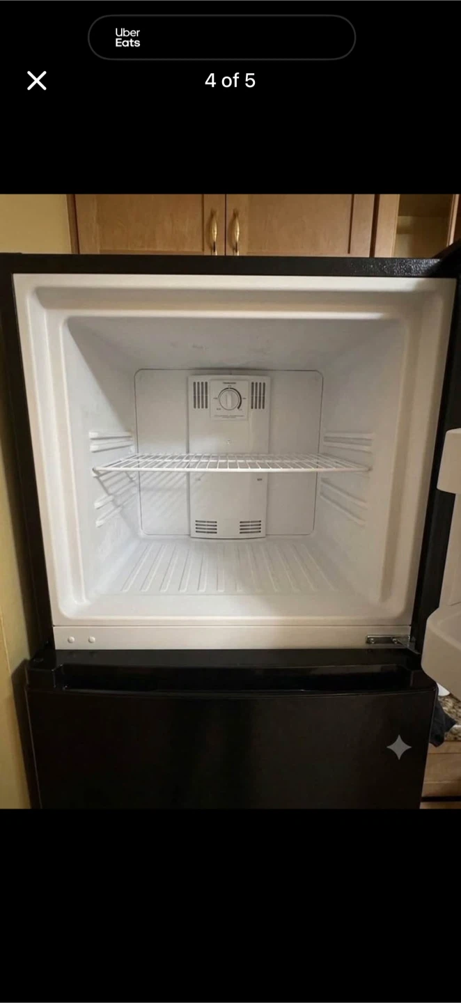 Midea Black refrigerator - photo 2