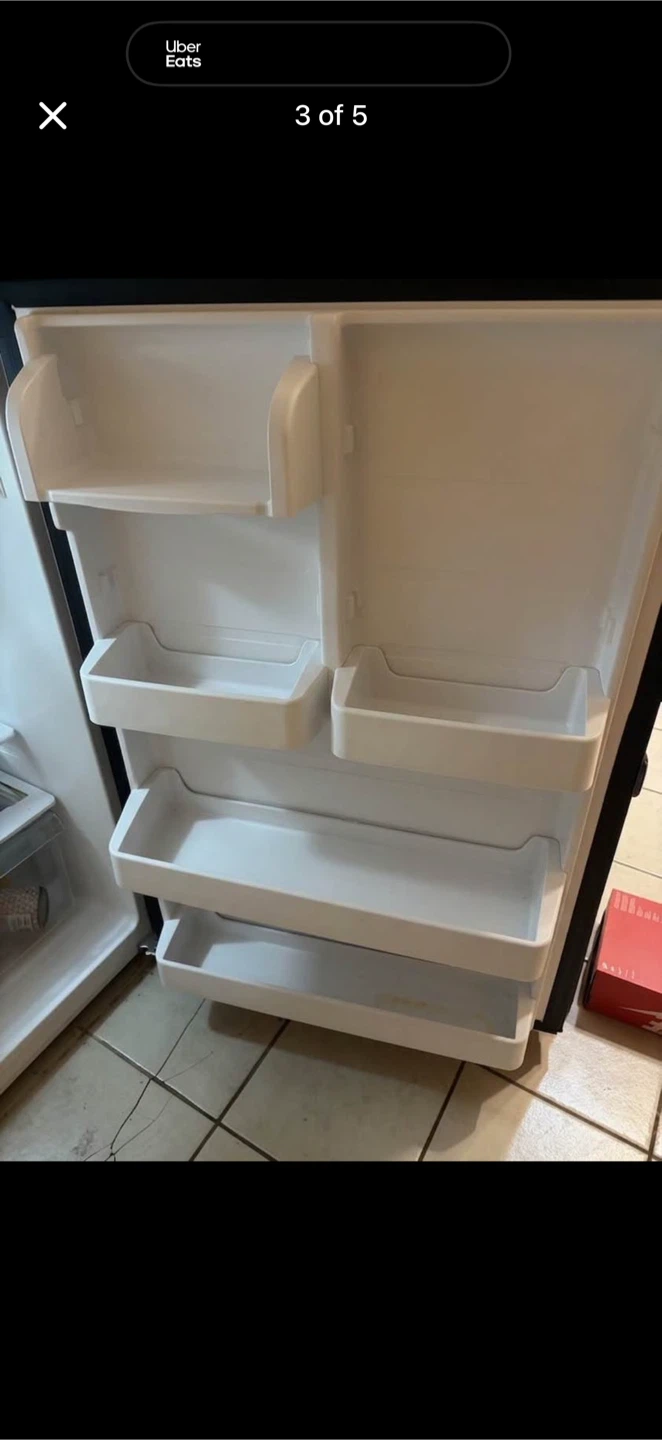 Midea Black refrigerator - photo 3