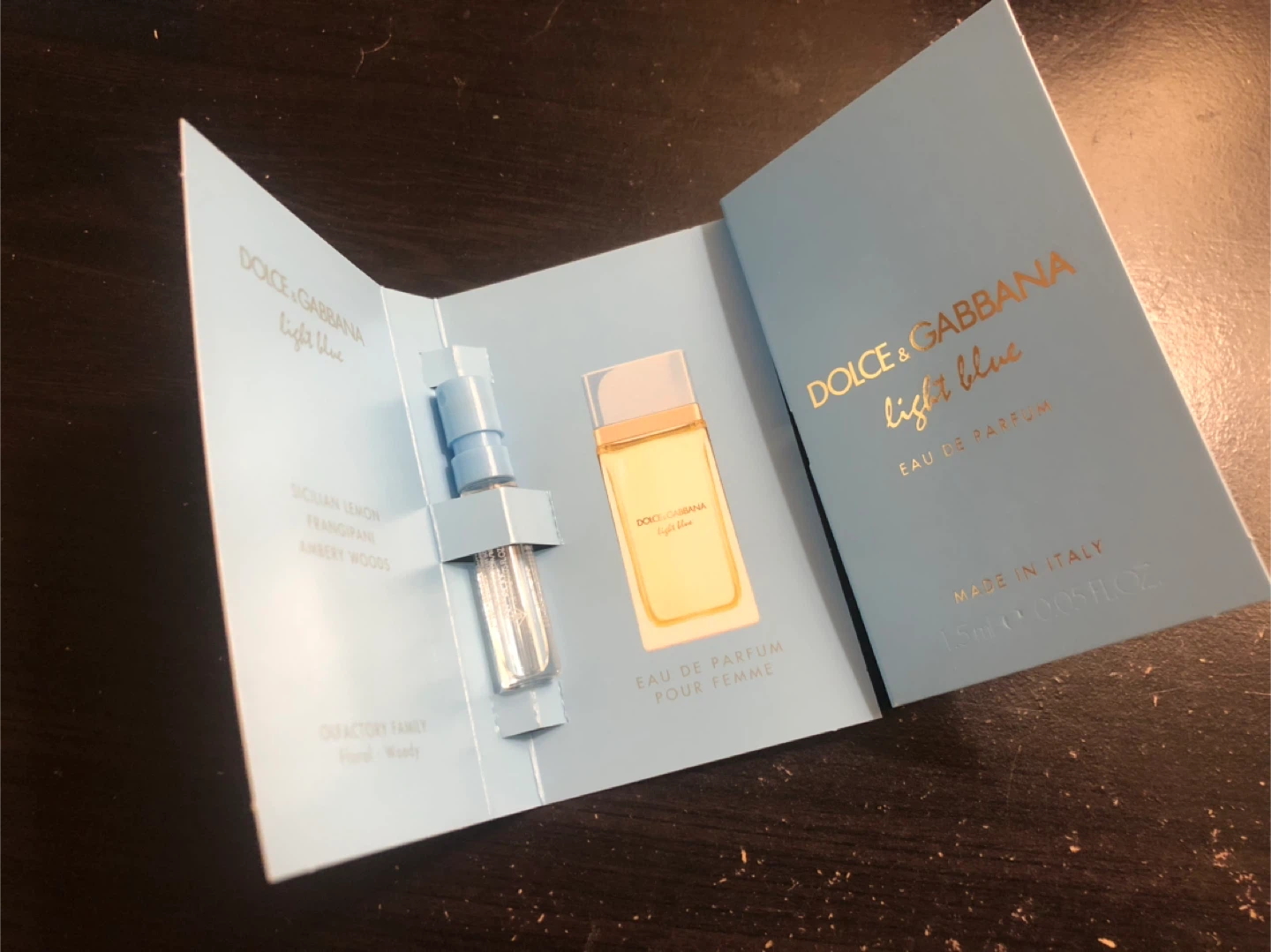 Dolce & Gabbana Light Blue Eau de Parfum Samples (2x 1.5ml)