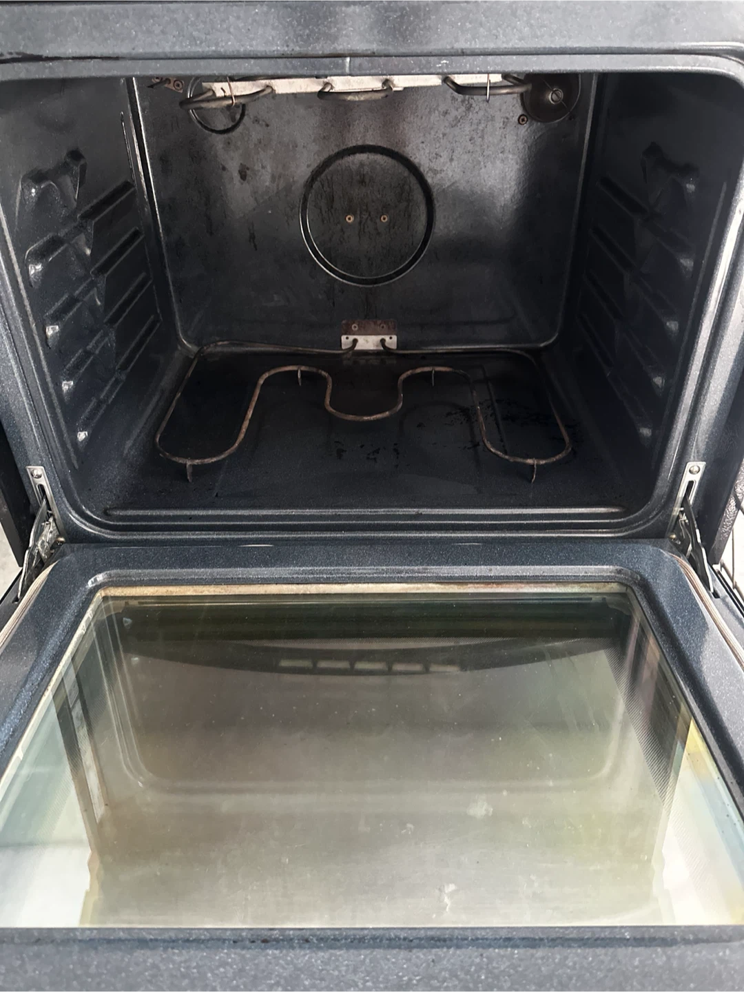 Used Frigidaire Electric Stove - photo 2
