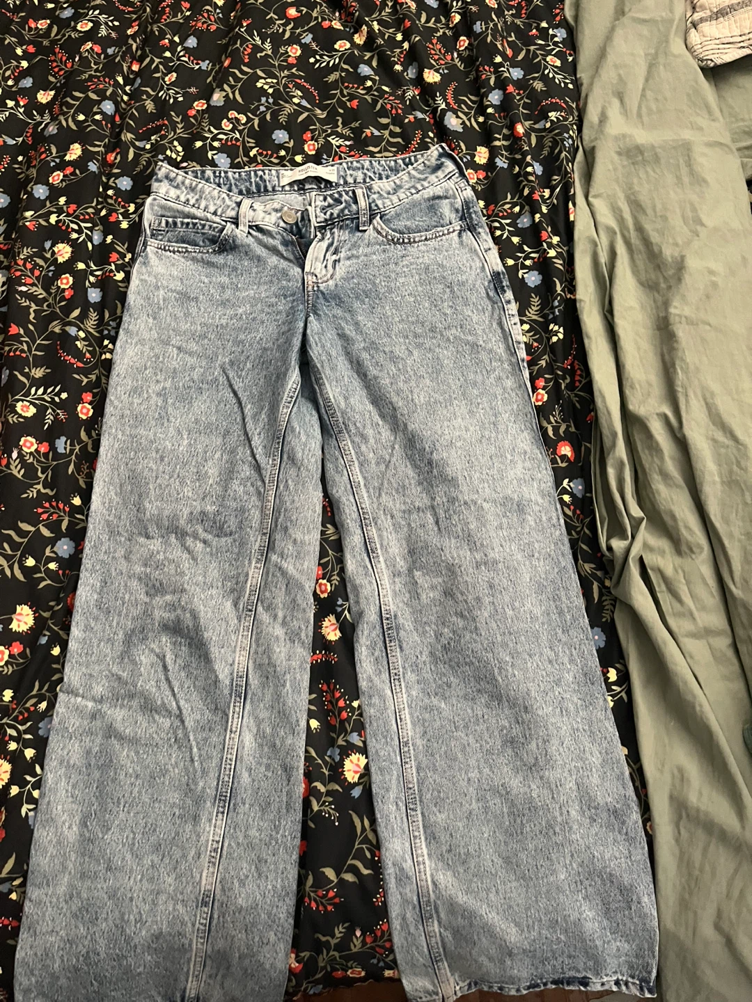 Low rise baggy hollister jeans size 25 - photo 2